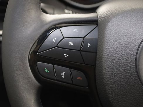 Used 2023 Jeep Cherokee Altitude Lux image 31