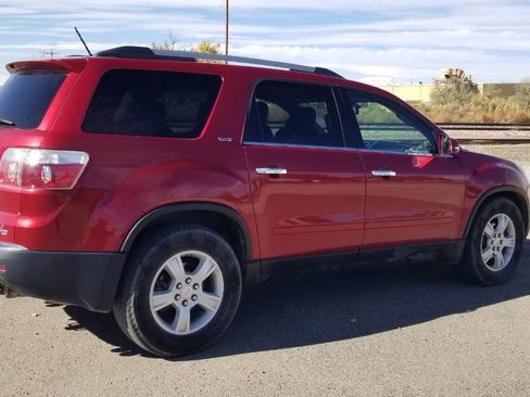 Used 2012 GMC Acadia SLT image 2
