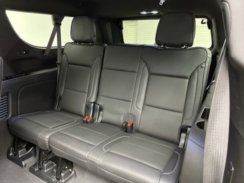 Certified 2023 GMC Yukon XL Denali AWD/4WD image 16