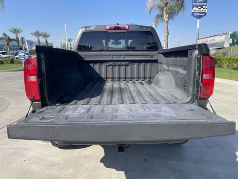 Used 2018 Chevrolet Colorado ZR2 image 24