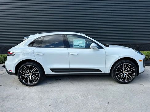 Used 2026 Porsche Macan image 10