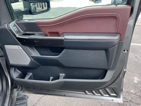 Used 2021 Ford F150 Lariat w/ Equipment Group 502A High image 28