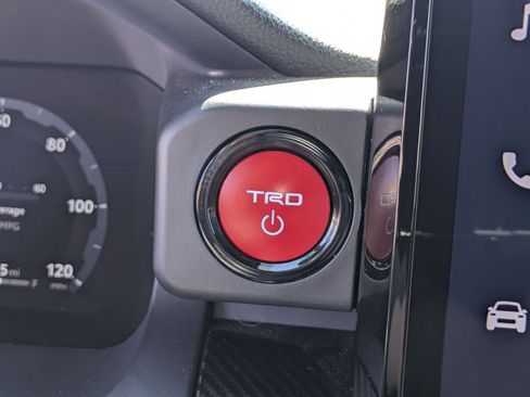 Used 2025 Toyota Tacoma TRD Pro AWD/4WD image 27
