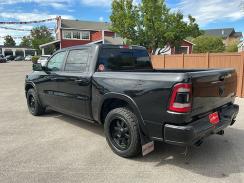 Used 2020 RAM 1500 Laramie AWD/4WD image 7