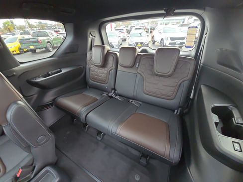 New 2026 Nissan Armada Platinum Reserve image 25