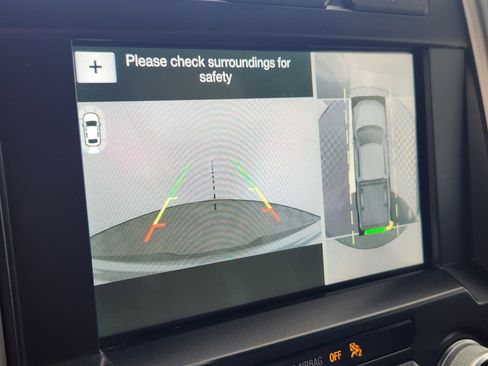 Certified 2019 Ford F150 Platinum w/ Equipment Group 701A Luxury image 22