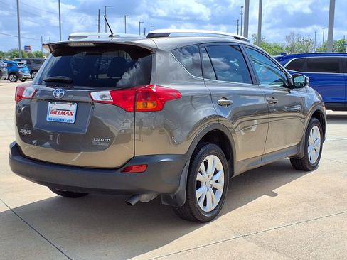 Used 2014 Toyota RAV4 Limited w/ Technology Package image 7