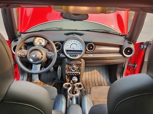 Used 2013 MINI Cooper S w/ Sport Pkg FWD image 17