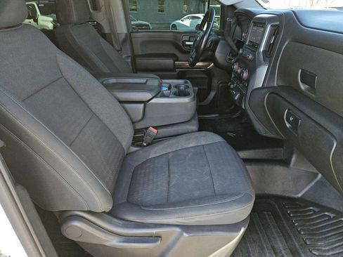 Used 2022 Chevrolet Silverado 3500 LT w/ Convenience Package image 23