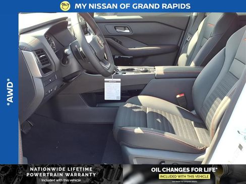 New 2026 Nissan Rogue SV image 6