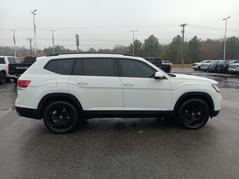 Used 2023 Volkswagen Atlas SE image 7