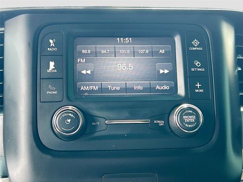 Used 2019 RAM 1500 Big Horn RWD image 14