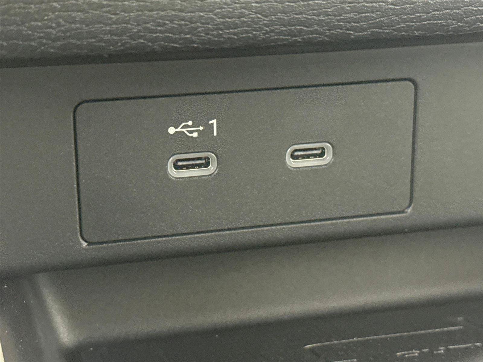 New 2026 Mitsubishi Outlander SE FWD image 13