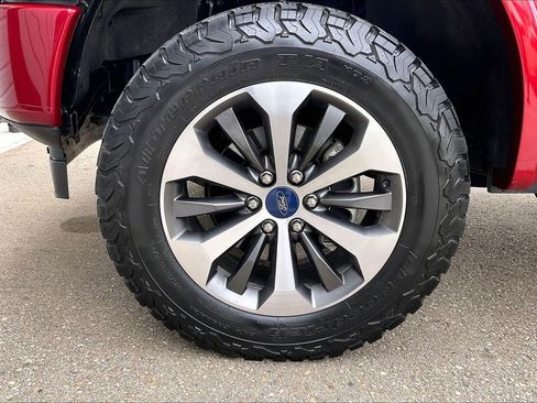 Used 2019 Ford F150 Limited w/ Trailer Tow Package image 23