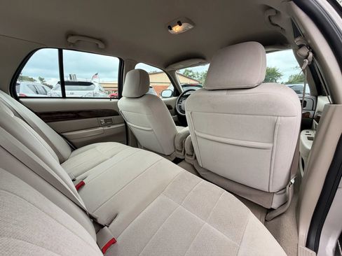 Used 2008 Mercury Grand Marquis GS RWD image 24