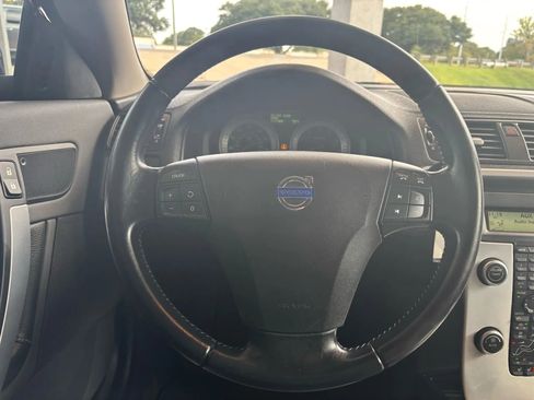 Used 2013 Volvo C70 T5 image 10