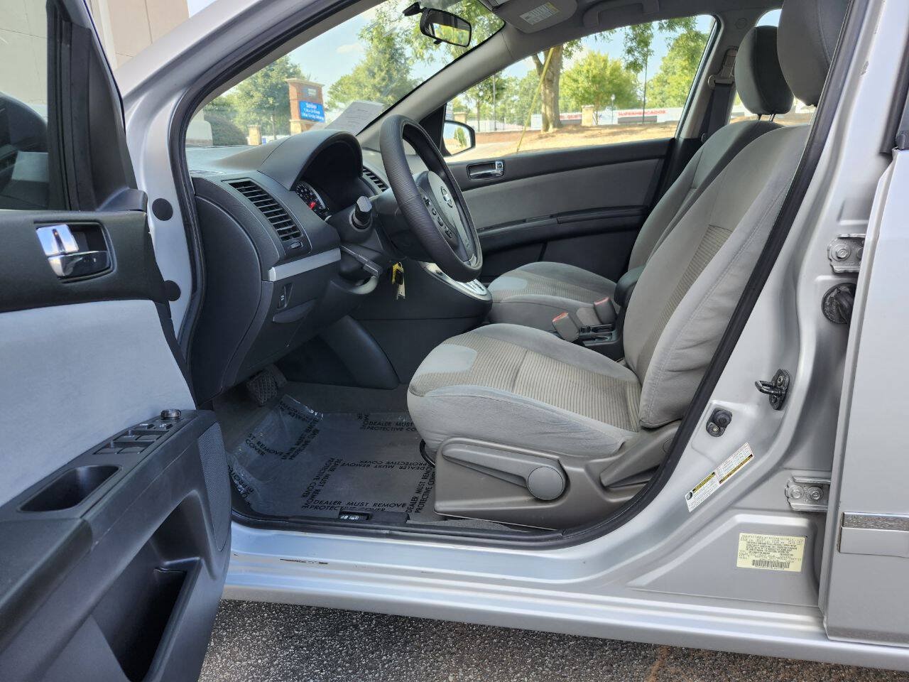 Used 2011 Nissan Sentra 2.0 S FWD image 5