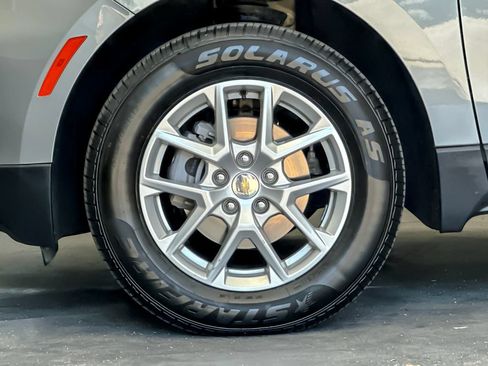 Used 2024 Chevrolet Equinox LT AWD/4WD image 24