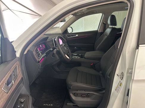 New 2026 Volkswagen Atlas SEL AWD/4WD image 14