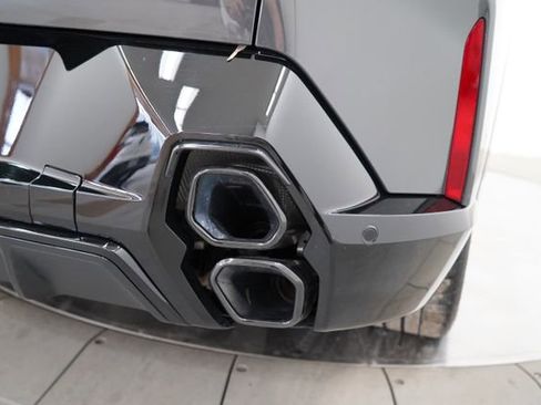 Used 2025 BMW XM image 55