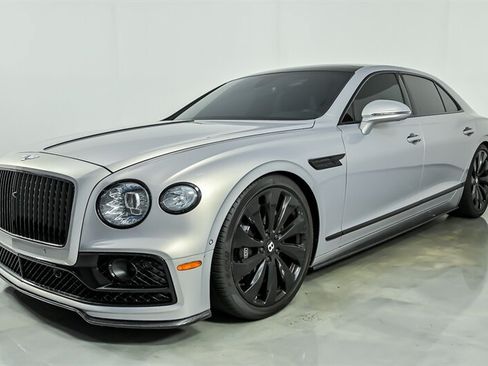 Used 2022 Bentley Flying Spur V8 AWD/4WD image 6