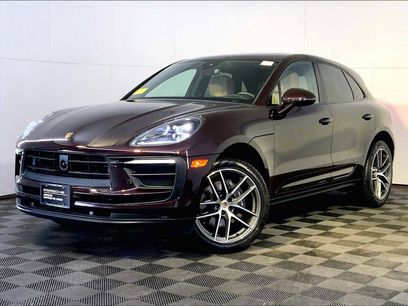 Certified 2024 Porsche Macan w/ Premium Plus Package