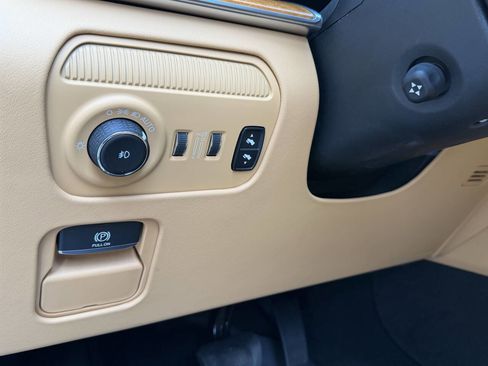 Used 2022 Jeep Grand Wagoneer Series III image 39