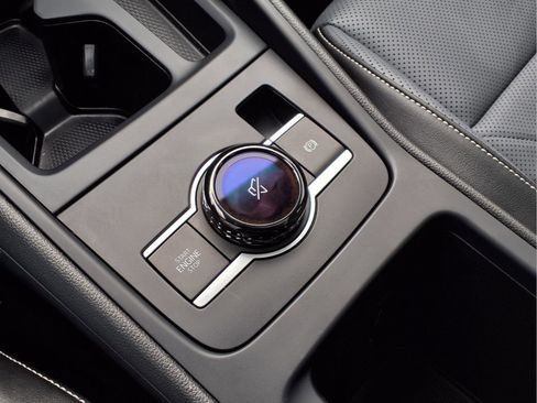 Used 2025 Volkswagen Tiguan SE R-Line image 19