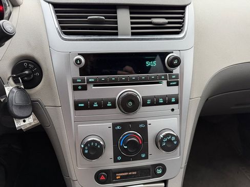 Used 2009 Chevrolet Malibu LT w/ Power Convenience Package image 12