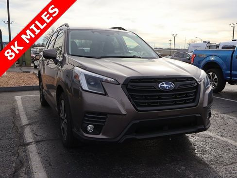 Used 2024 Subaru Forester Limited image 1