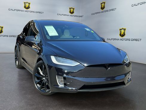 Used 2016 Tesla Model X 70D image 3
