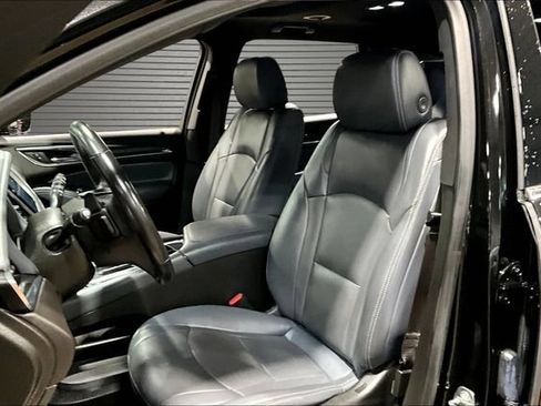Used 2023 Buick Enclave Essence w/ Experience Buick Package AWD/4WD image 20