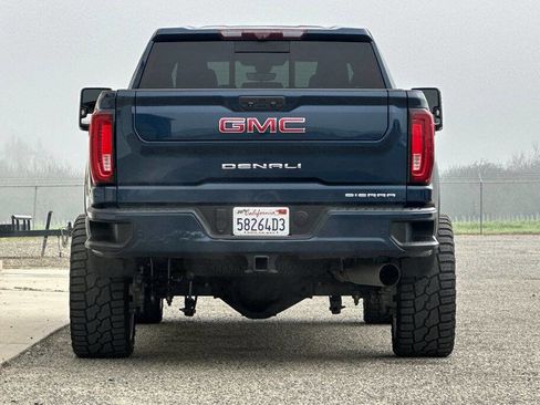 Used 2021 GMC Sierra 2500 Denali w/ Denali Ultimate Package image 6