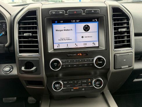 Used 2019 Ford Expedition XLT AWD/4WD image 35