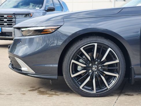 New 2026 Honda Accord Touring image 5