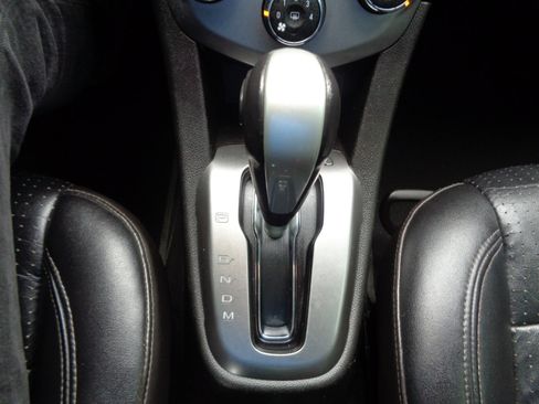 Used 2017 Chevrolet Sonic Premier image 18