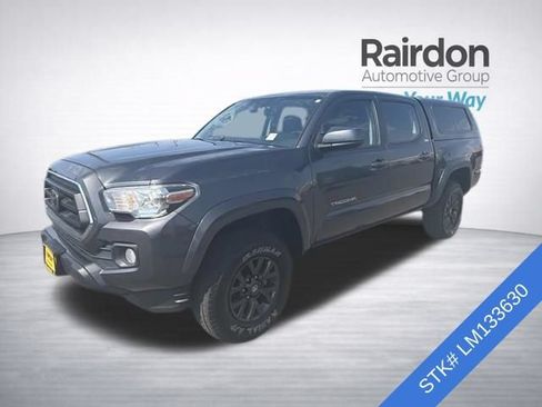 Used 2020 Toyota Tacoma SR5 RWD image 3