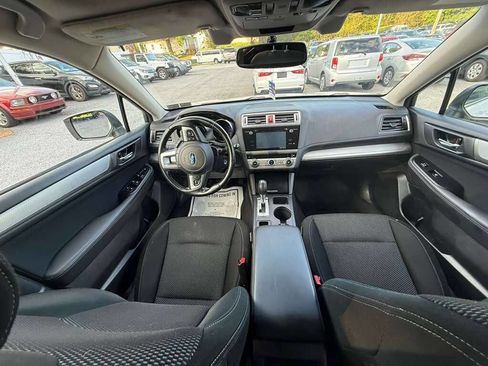 Used 2016 Subaru Outback 2.5i Premium AWD/4WD image 11