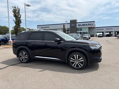 Used 2024 Nissan Pathfinder Platinum w/ Cargo Package