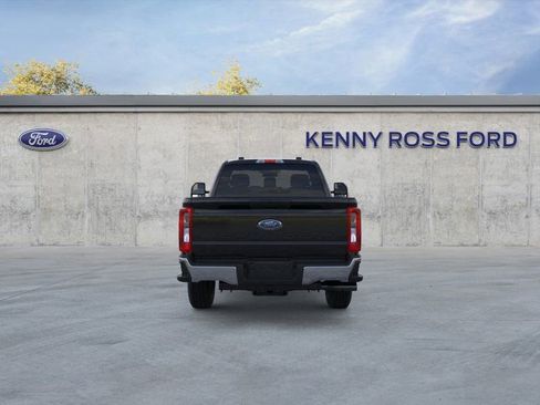 New 2025 Ford F250 XLT image 5