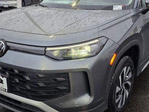 New 2026 Volkswagen Tiguan S image 10