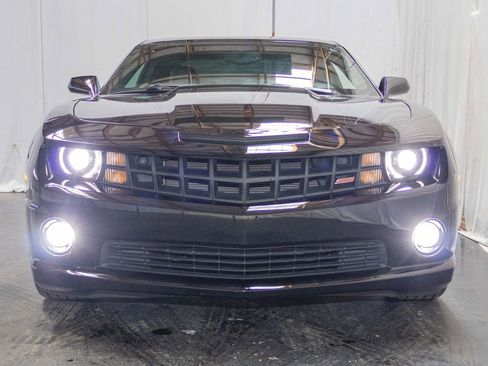 Used 2011 Chevrolet Camaro SS w/ RS Package image 2