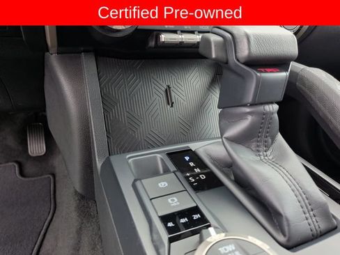 Certified 2025 Toyota Tacoma TRD Off-Road AWD/4WD image 21