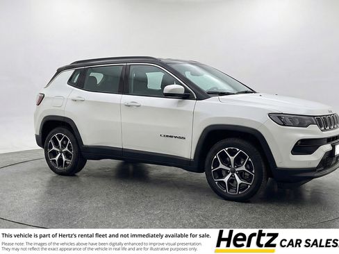 Used 2025 Jeep Compass Limited AWD/4WD image 1