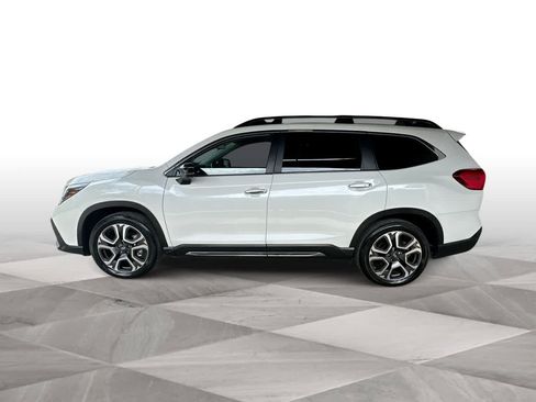 Used 2026 Subaru Ascent Touring AWD/4WD image 5