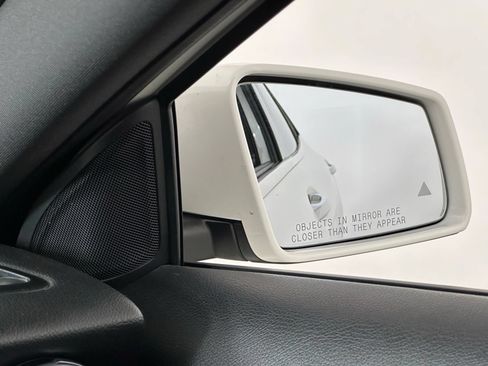 Used 2020 Mercedes-Benz GLA 250 w/ Premium Package image 24