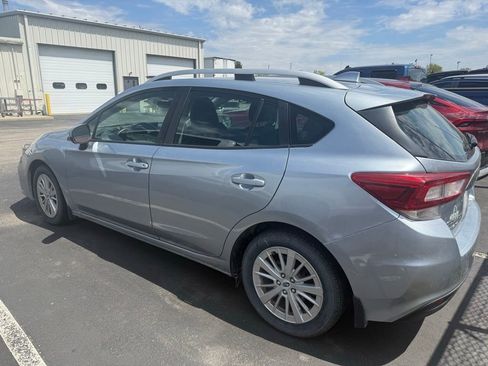 Used 2018 Subaru Impreza 2.0i Premium w/ Eyesight & BSD & Rcta AWD/4WD image 6