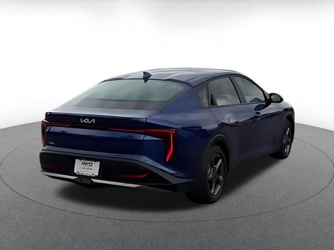 Used 2025 Kia K4 FWD image 11