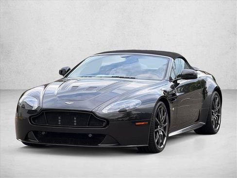 Used 2017 Aston Martin V12 Vantage S RWD image 9
