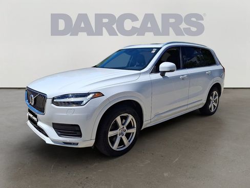 Used 2021 Volvo XC90 T6 Momentum AWD/4WD image 3